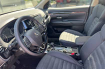 Mitsubishi Outlander Intense