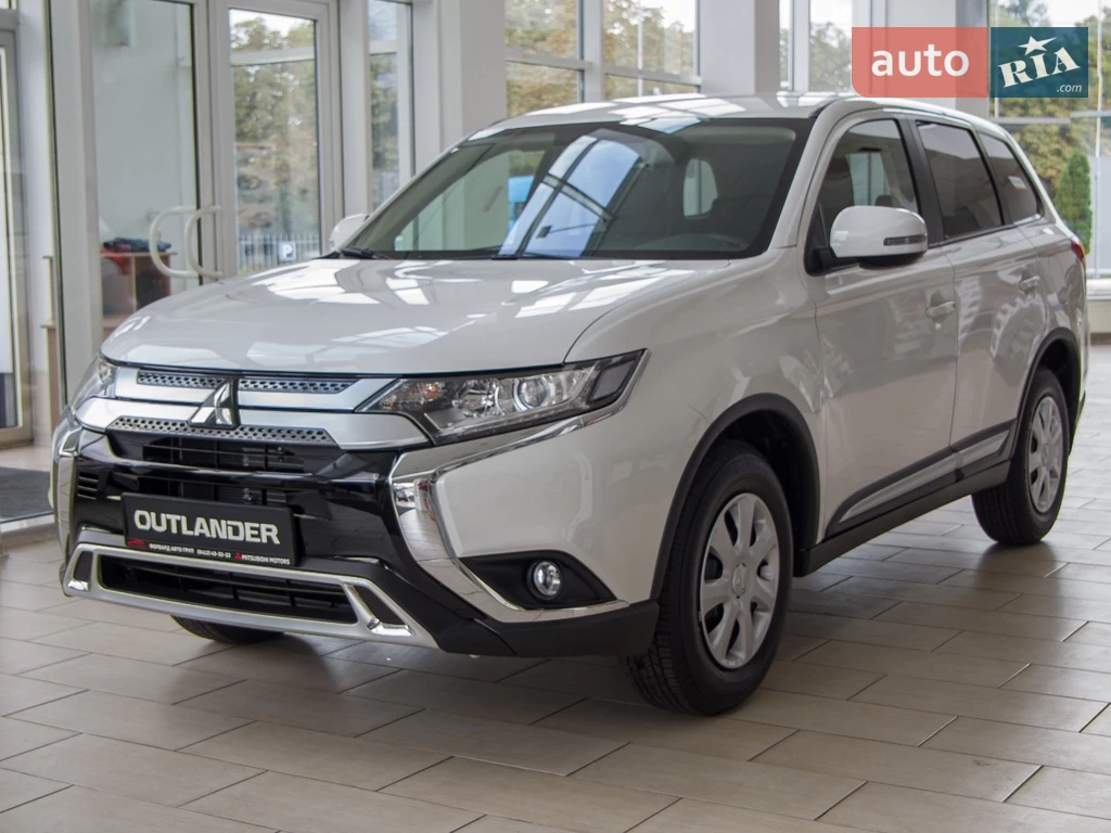 Mitsubishi Outlander Invite