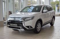 Mitsubishi Outlander Invite