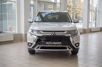 Mitsubishi Outlander Invite