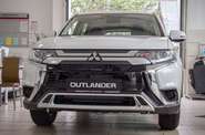 Mitsubishi Outlander Inform