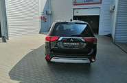 Mitsubishi Outlander Invite