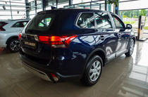 Mitsubishi Outlander Inform