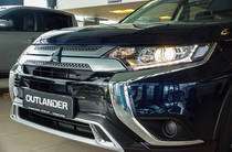 Mitsubishi Outlander Inform