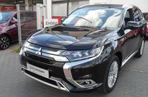 Mitsubishi Outlander Invite