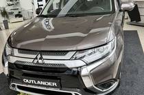 Mitsubishi Outlander Inform