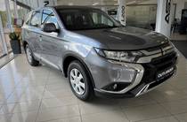 Mitsubishi Outlander Invite