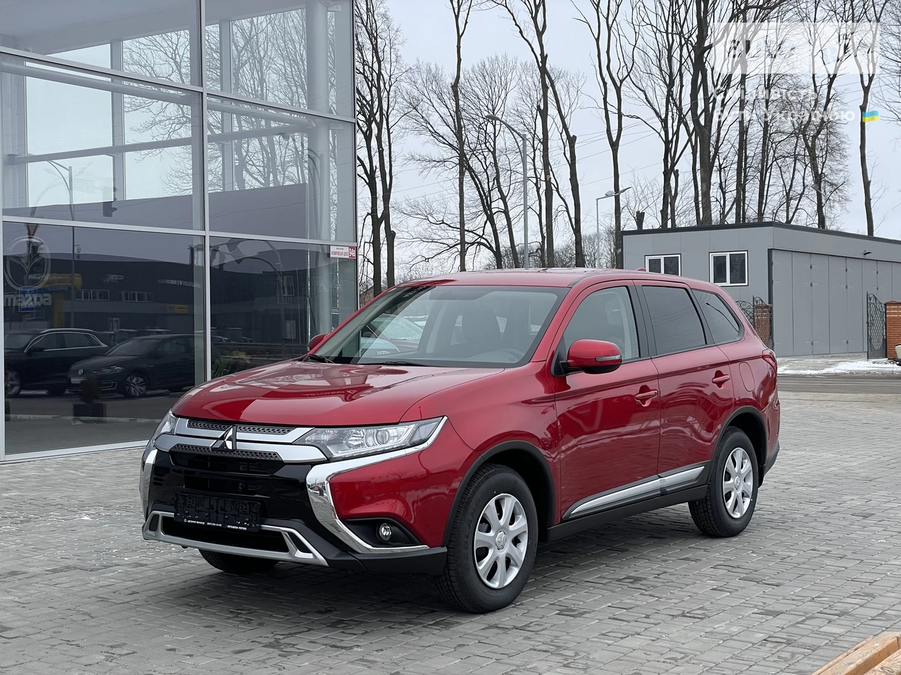 Mitsubishi Outlander Invite