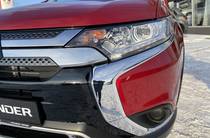 Mitsubishi Outlander Inform