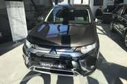 Mitsubishi Outlander Invite