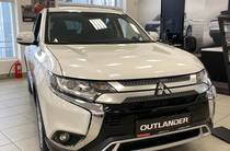 Mitsubishi Outlander Invite