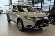 Mitsubishi Outlander Invite