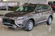 Mitsubishi Outlander Invite