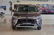 Mitsubishi Outlander Invite