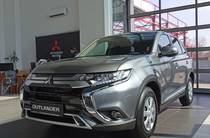 Mitsubishi Outlander Invite