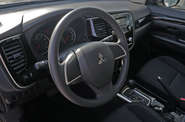 Mitsubishi Outlander Inform