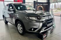 Mitsubishi Outlander Invite