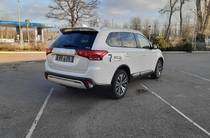 Mitsubishi Outlander Ultimate