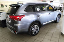 Mitsubishi Outlander Ultimate