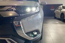 Mitsubishi Outlander Ultimate