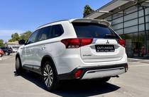 Mitsubishi Outlander Ultimate