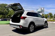 Mitsubishi Outlander Ultimate