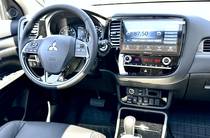 Mitsubishi Outlander Ultimate