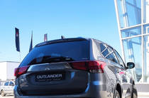 Mitsubishi Outlander Intense