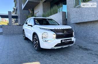 Mitsubishi Outlander 2024 в Сумы