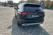 Mitsubishi Outlander Ultimate