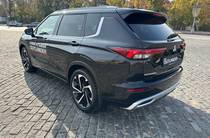 Mitsubishi Outlander Ultimate