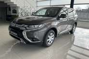 Mitsubishi Outlander Invite