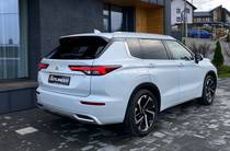 Mitsubishi Outlander Ultimate