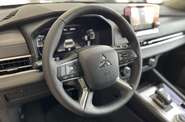 Новый Mitsubishi Outlander 2.5 MiVEC CVT (184 к.с.) S-AWC Ultimate 2024 автосалона НІКО-Захід - фото 15