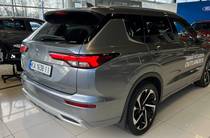 Mitsubishi Outlander Ultimate