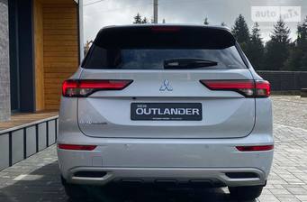 Mitsubishi Outlander 2024 Ultimate