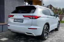 Mitsubishi Outlander Ultimate