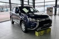 Mitsubishi Outlander Invite