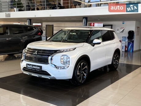 Mitsubishi Outlander 2025