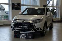 Mitsubishi Outlander Invite