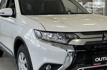 Mitsubishi Outlander 2022 Invite