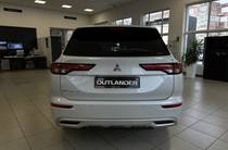 Mitsubishi Outlander Ultimate