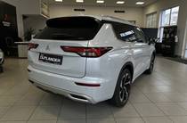 Mitsubishi Outlander Ultimate