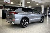 Mitsubishi Outlander Ultimate