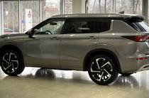 Mitsubishi Outlander Ultimate