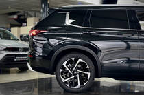 Mitsubishi Outlander Ultimate