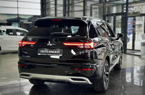 Mitsubishi Outlander Ultimate