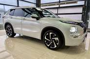 Mitsubishi Outlander Ultimate