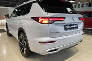 Mitsubishi Outlander Ultimate