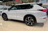 Mitsubishi Outlander Ultimate